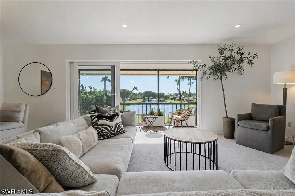 185 Palm Drive Naples FL 34112