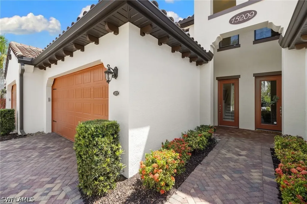15209 Butler Lake Drive Naples FL 34109