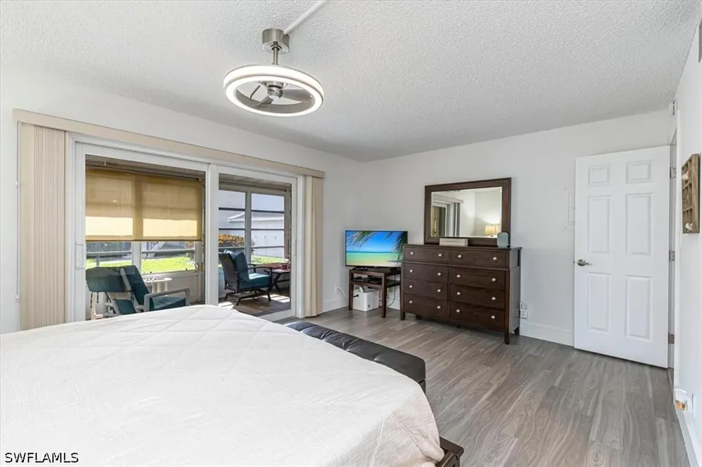215 Palm Drive Naples FL 34112