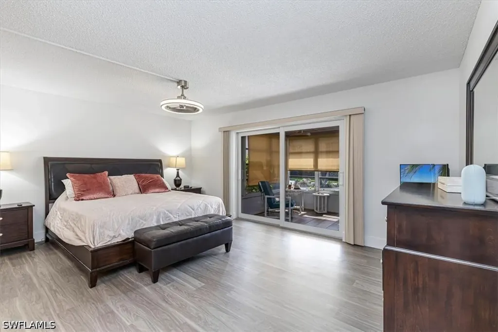 215 Palm Drive Naples FL 34112