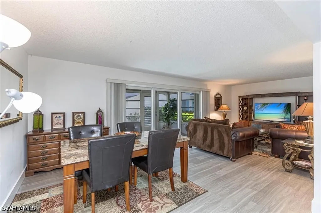 215 Palm Drive Naples FL 34112