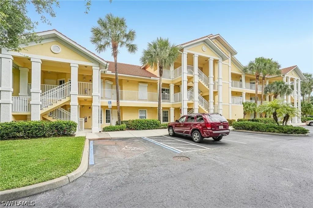 9185 Celeste Drive Naples FL 34113