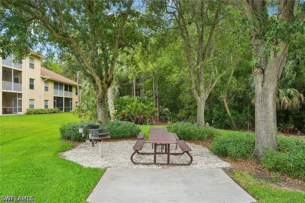 9185 Celeste Drive Naples FL 34113