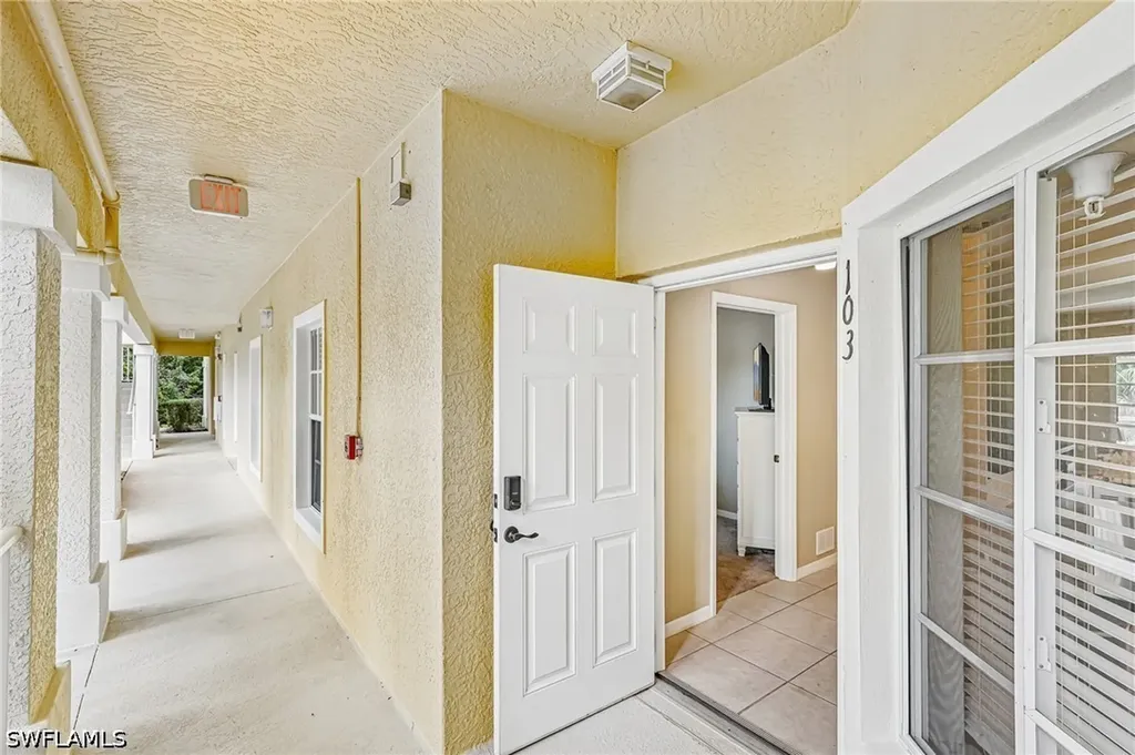9185 Celeste Drive Naples FL 34113
