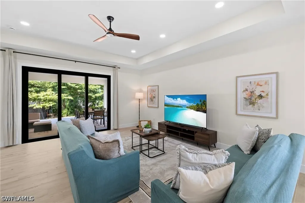 2547 Storter Avenue Naples FL 34112
