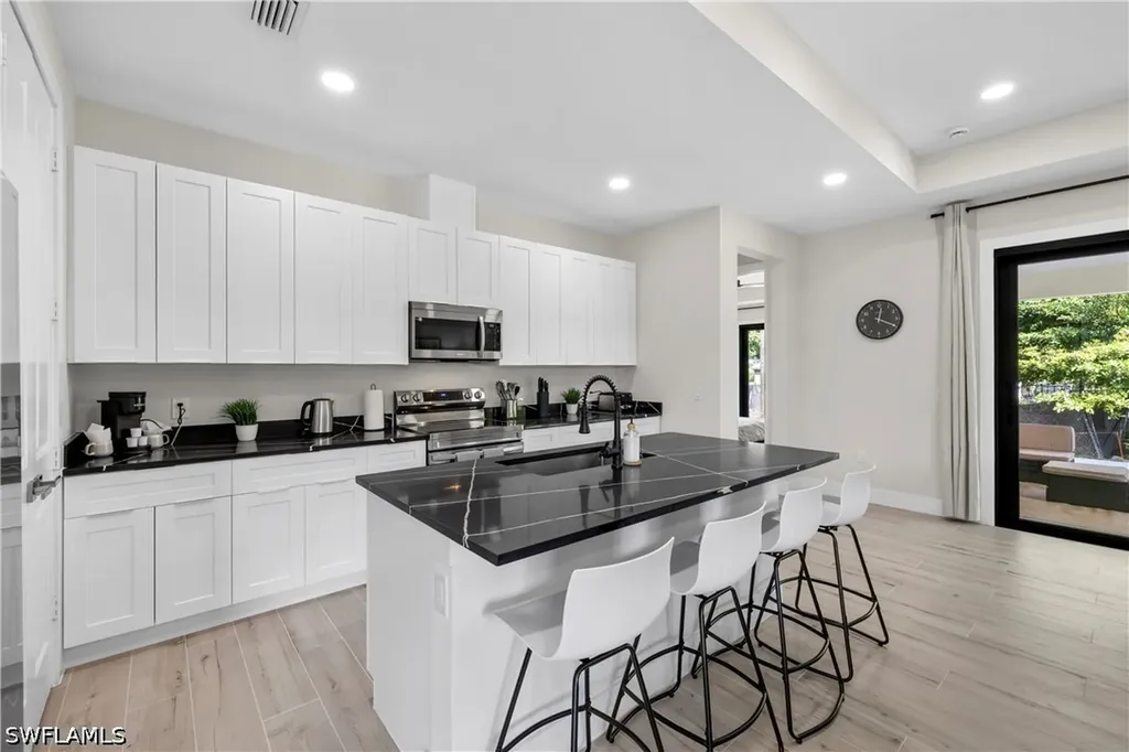 2547 Storter Avenue Naples FL 34112