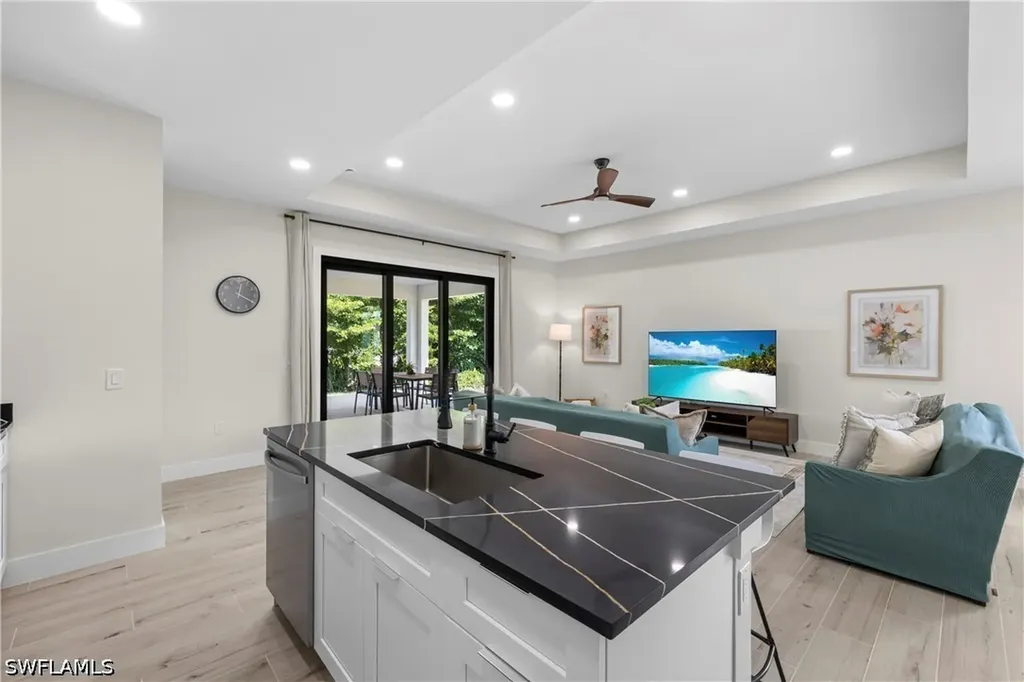 2547 Storter Avenue Naples FL 34112