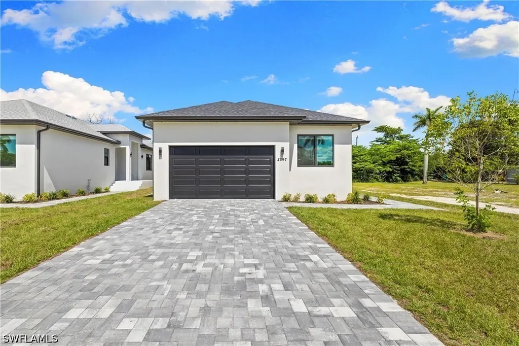 2547 Storter Avenue Naples FL 34112