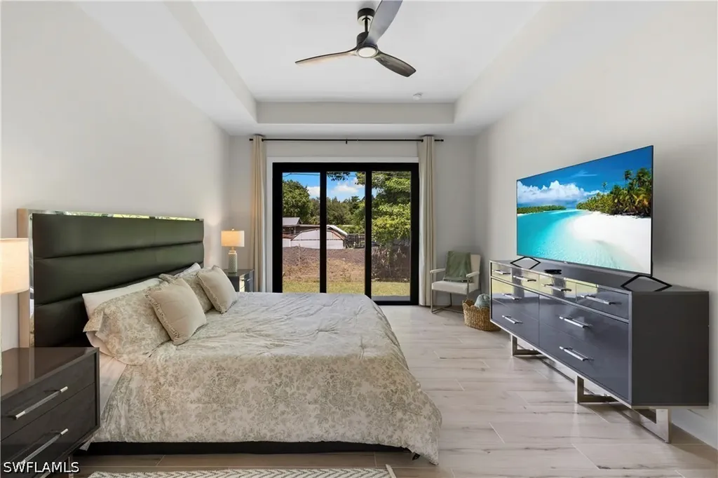 2547 Storter Avenue Naples FL 34112