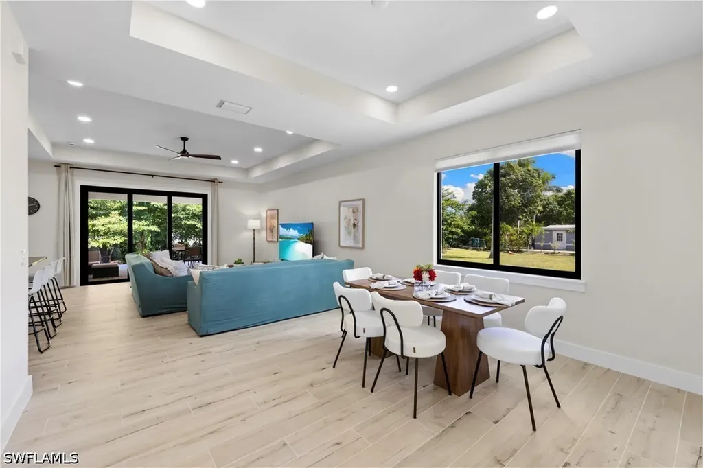 2547 Storter Avenue Naples FL 34112