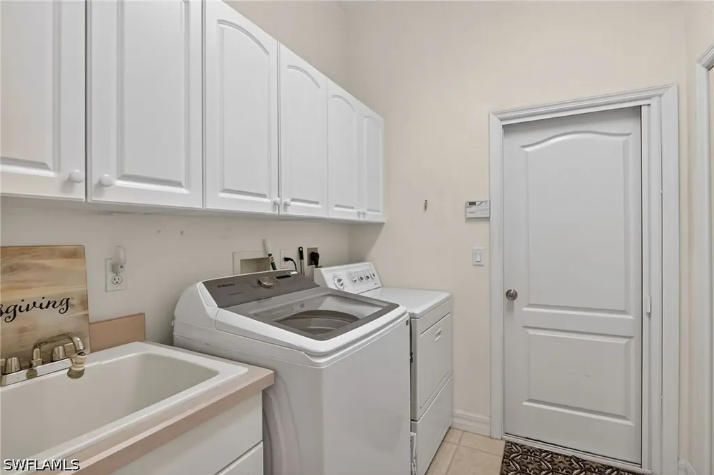 6817 Eagle Street Fort Myers FL 33966