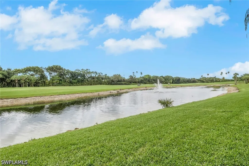 4660 Winged Foot Court Naples FL 34112