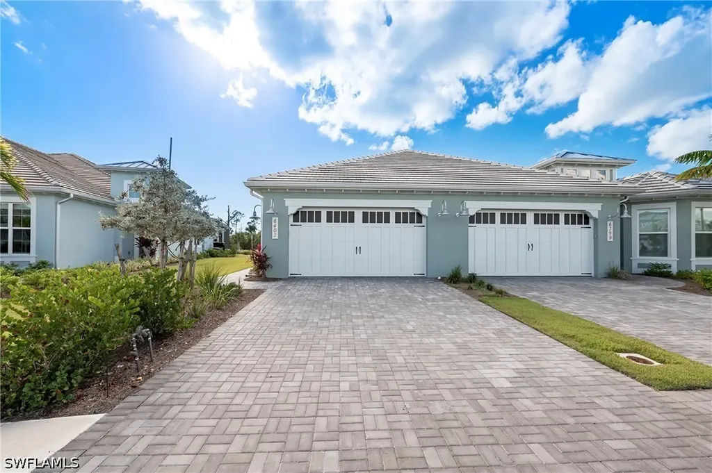 6403 Negril Isle Drive Naples FL 34113
