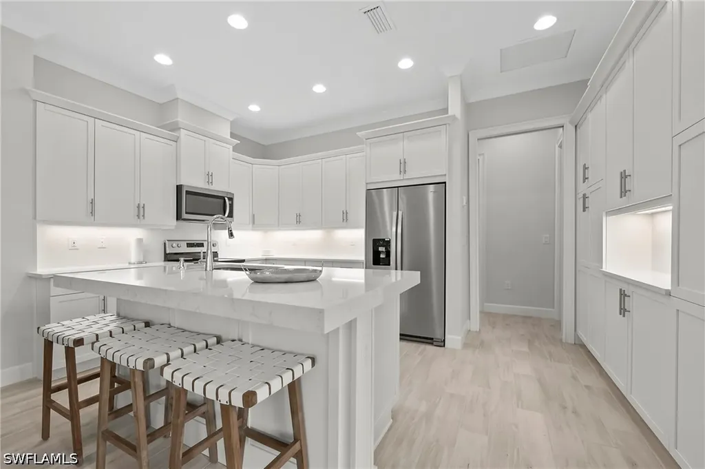 6403 Negril Isle Drive Naples FL 34113