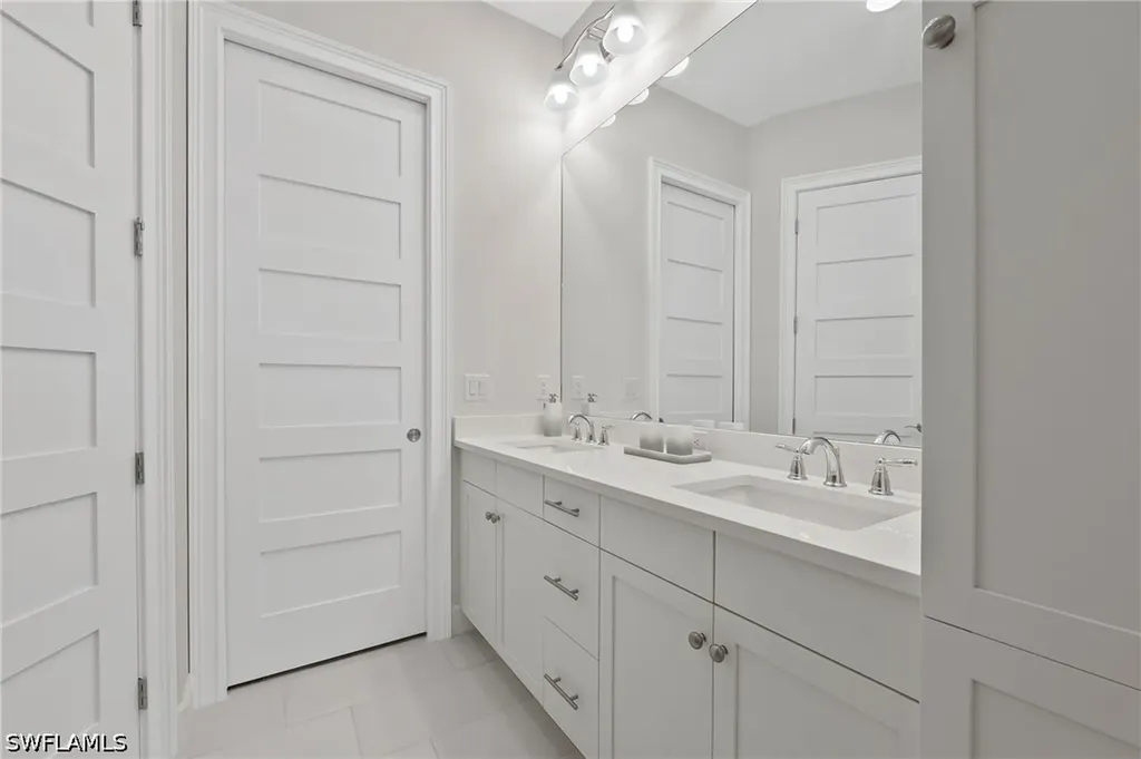 6403 Negril Isle Drive Naples FL 34113