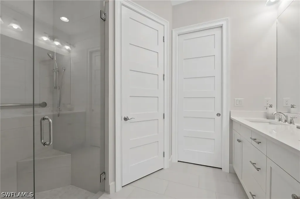 6403 Negril Isle Drive Naples FL 34113