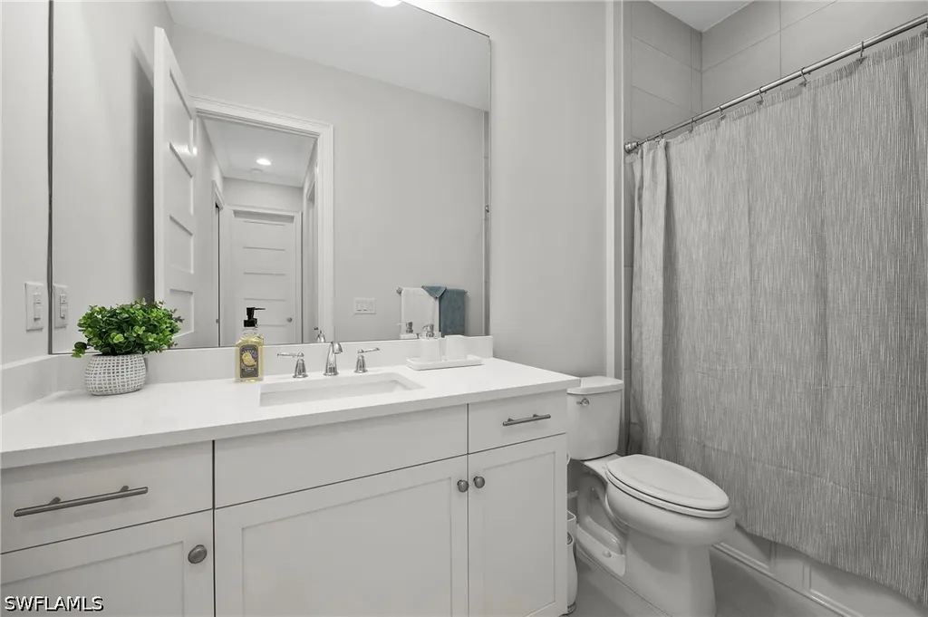 6403 Negril Isle Drive Naples FL 34113
