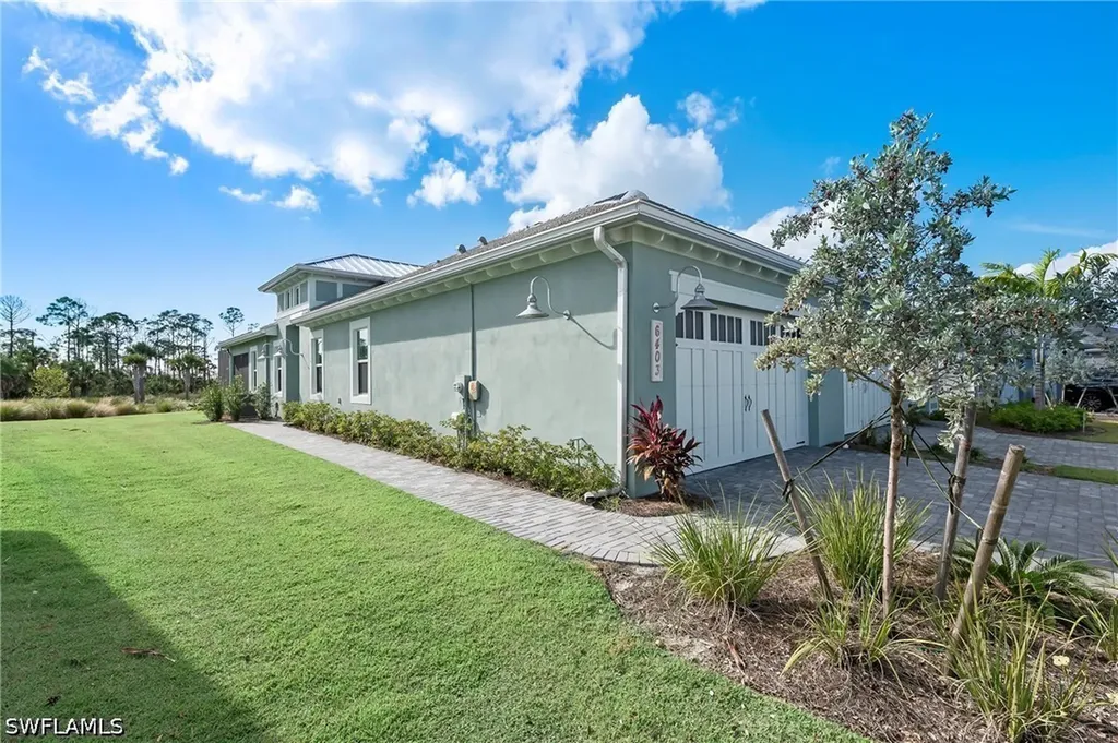 6403 Negril Isle Drive Naples FL 34113