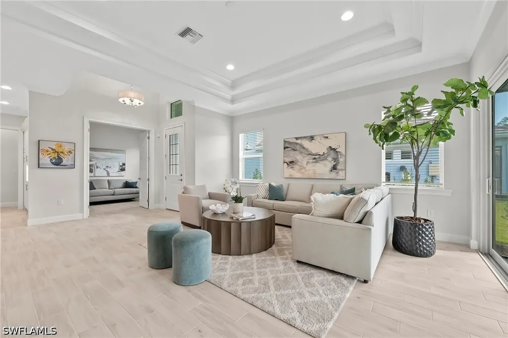 6403 Negril Isle Drive Naples FL 34113