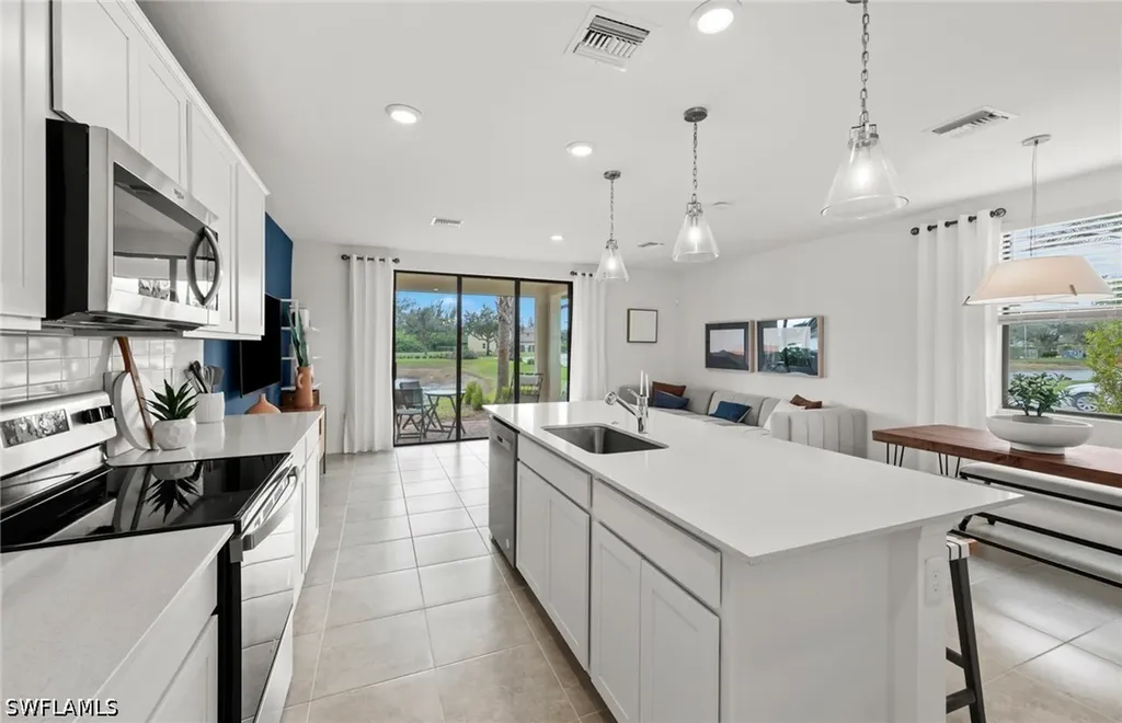 1412 Weeping Willow Court Cape Coral FL 33909