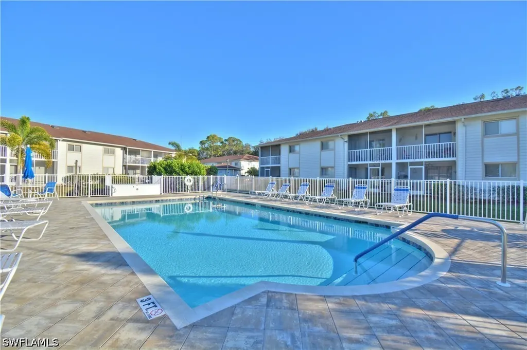 2385 Naples Trace Circle Naples FL 34109