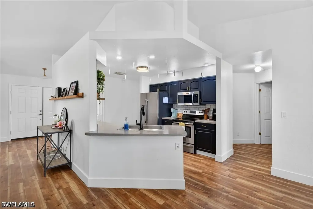 1403 Shelby Parkway Cape Coral FL 33904