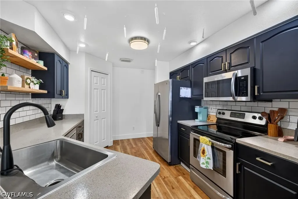 1403 Shelby Parkway Cape Coral FL 33904