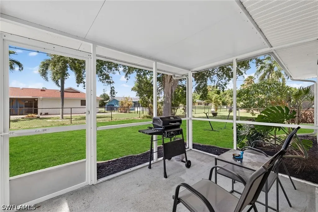 1403 Shelby Parkway Cape Coral FL 33904