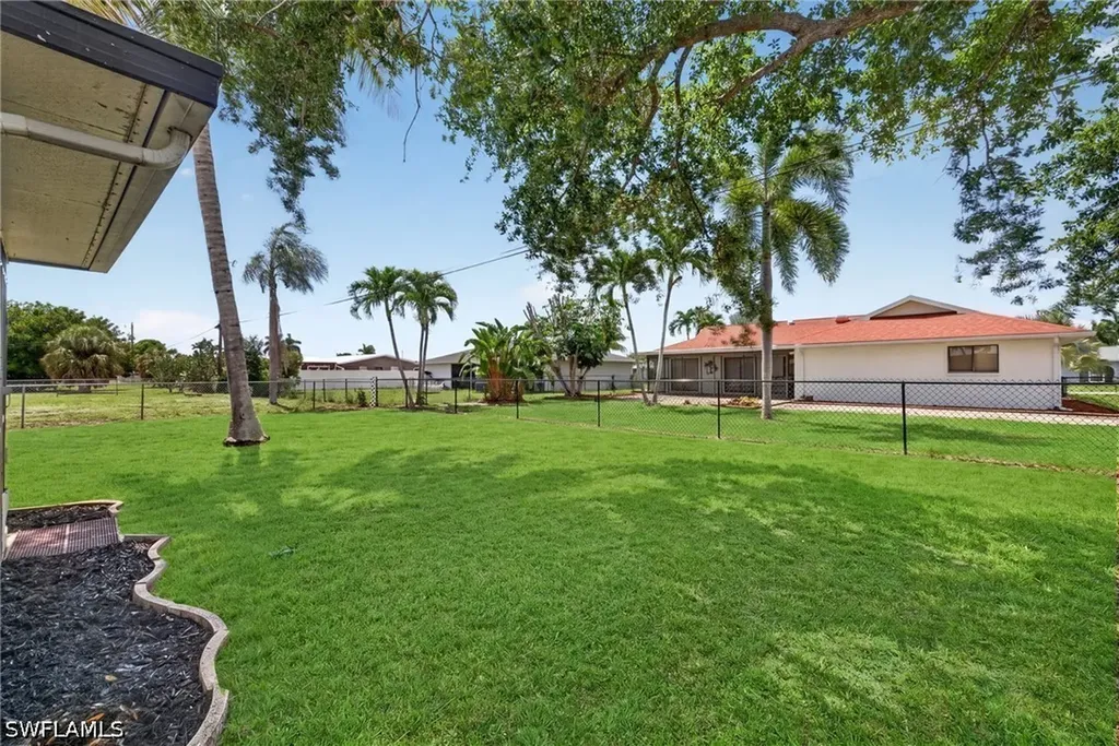 1403 Shelby Parkway Cape Coral FL 33904
