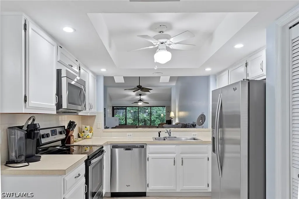 101 Fox Glen Drive Naples FL 34104