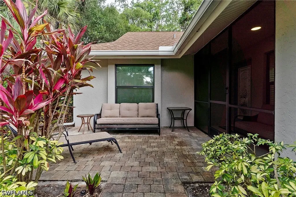 101 Fox Glen Drive Naples FL 34104