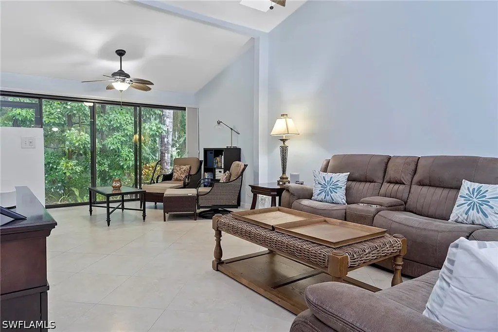 101 Fox Glen Drive Naples FL 34104