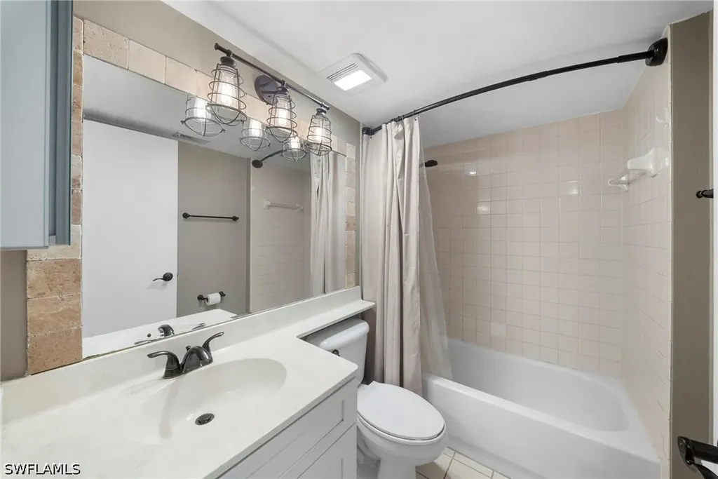 7761 Jewel Lane Naples FL 34109
