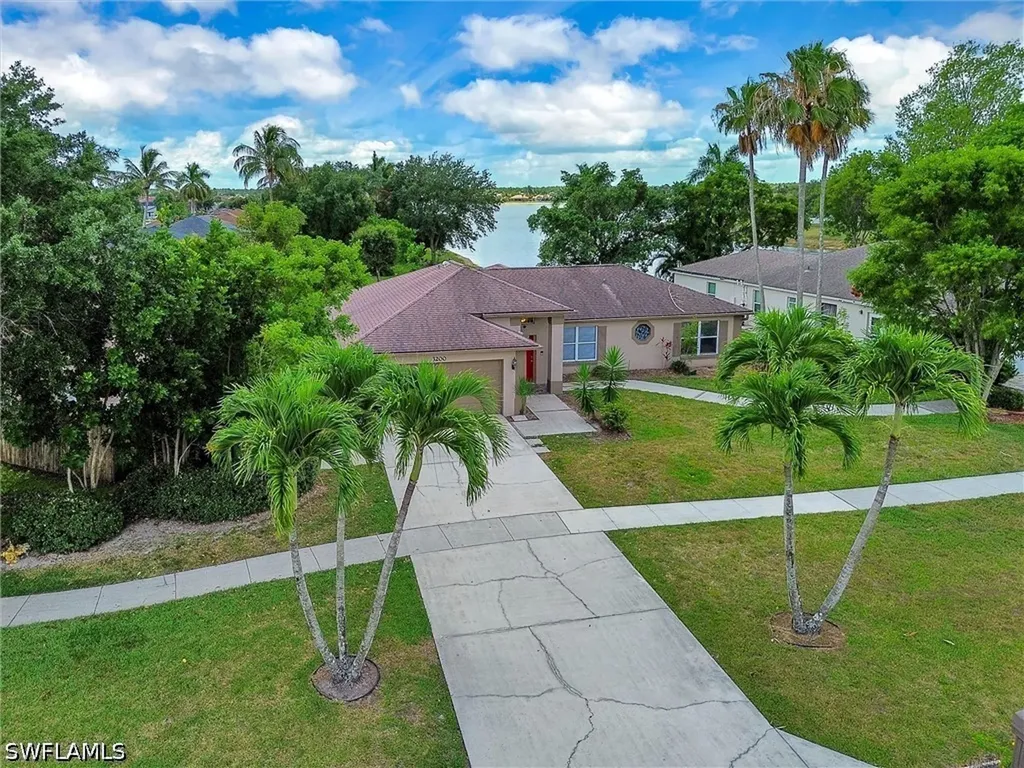 3200 Orange Grove Trail Naples FL 34120