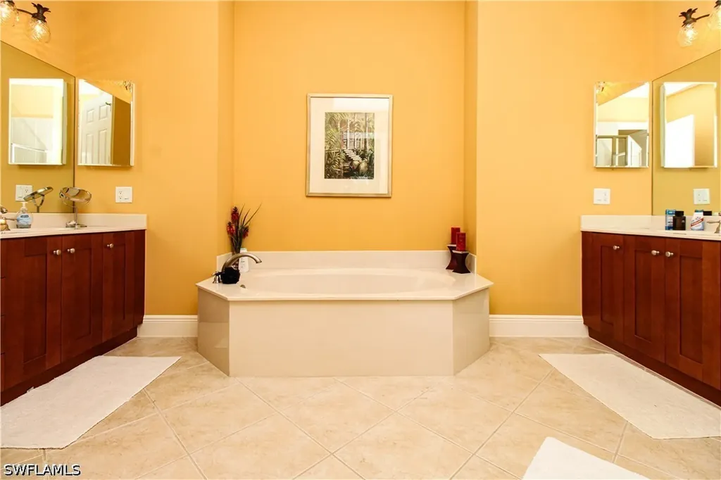 9224 Campanile Circle Naples FL 34114