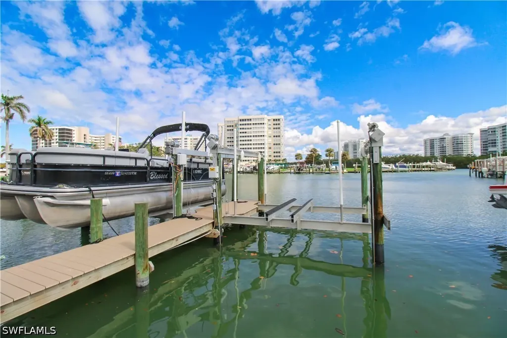 1 Bluebill Avenue Naples FL 34108