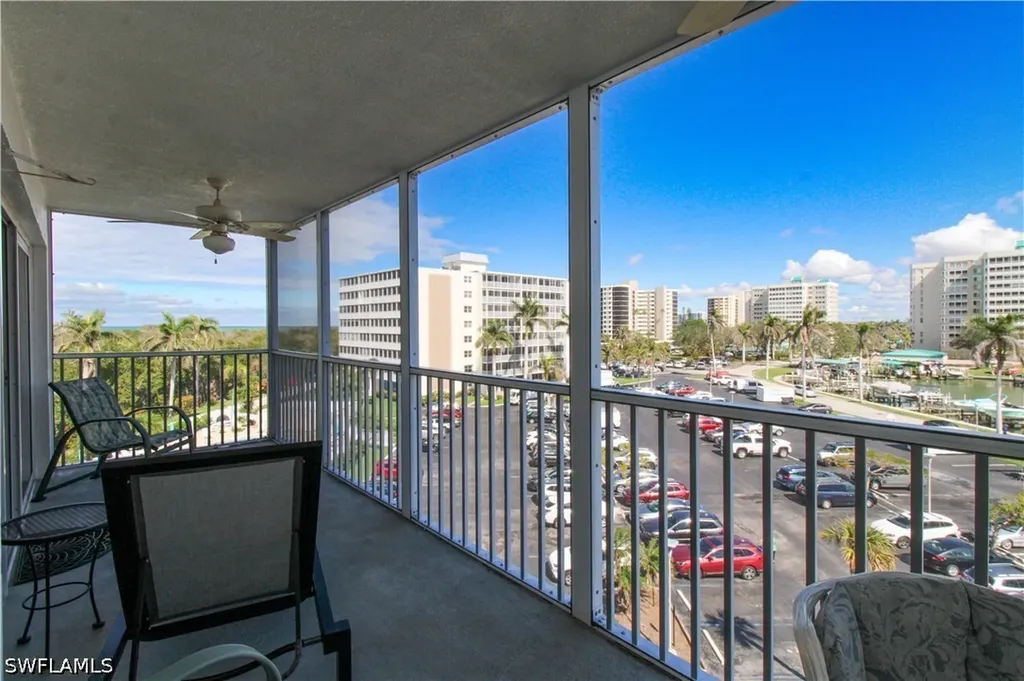 1 Bluebill Avenue Naples FL 34108