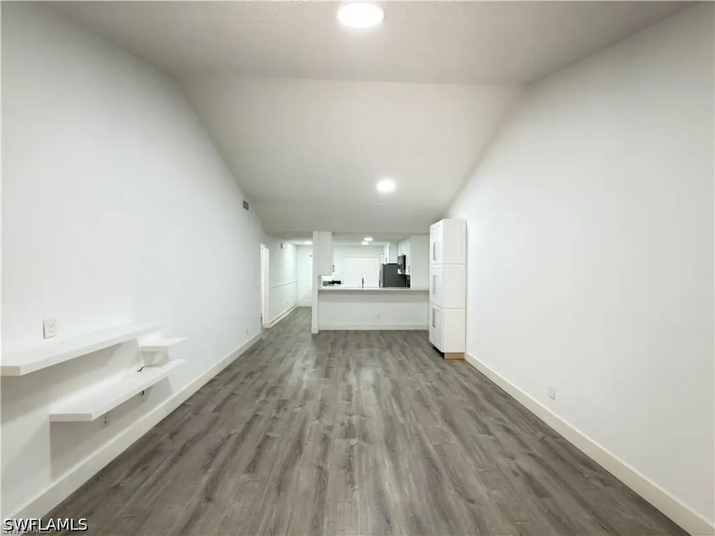 3451 County Barn Road Naples FL 34112