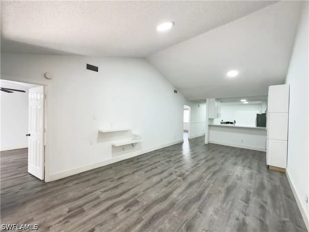 3451 County Barn Road Naples FL 34112