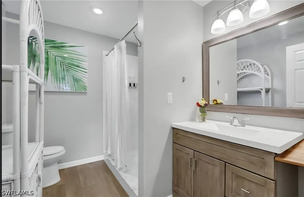 862 95th Avenue N Naples FL 34108