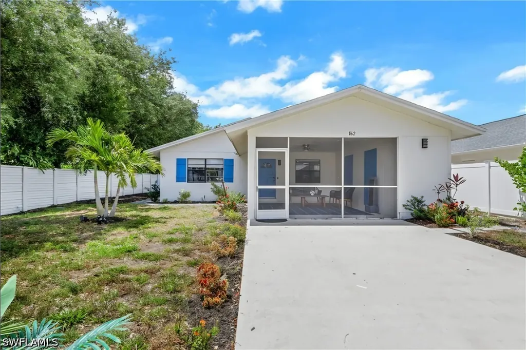 862 95th Avenue N Naples FL 34108