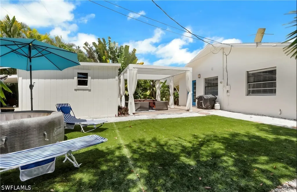 862 95th Avenue N Naples FL 34108
