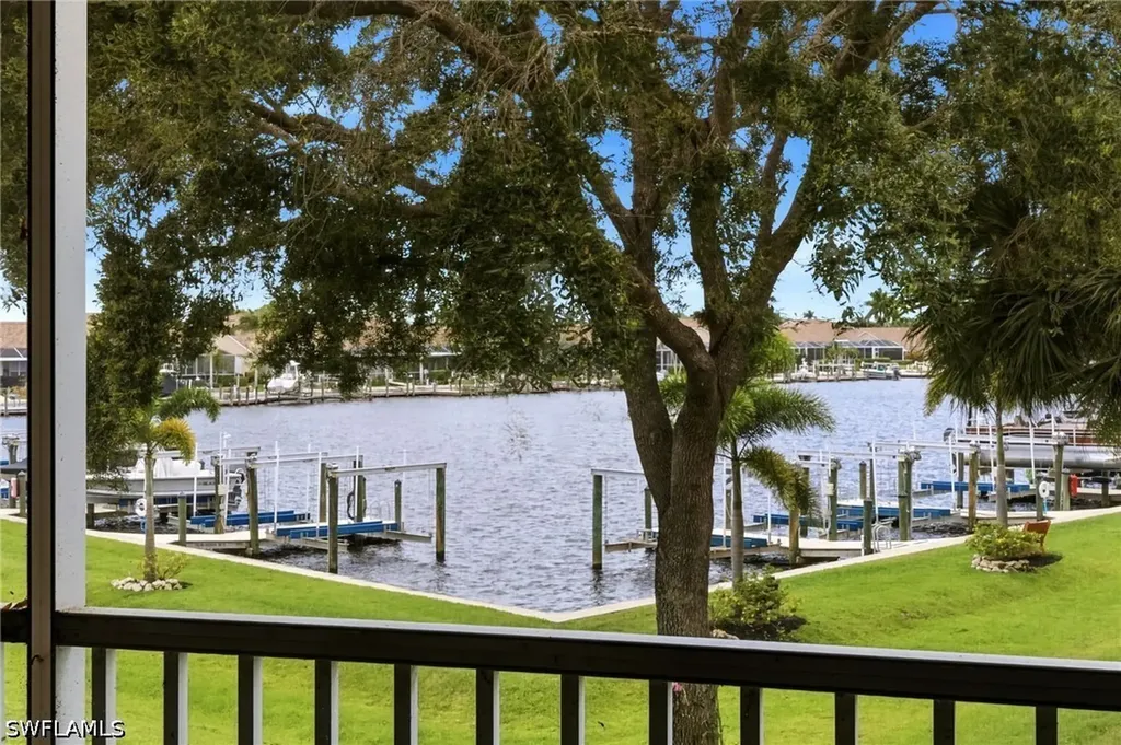 275 Cays Drive Naples FL 34114
