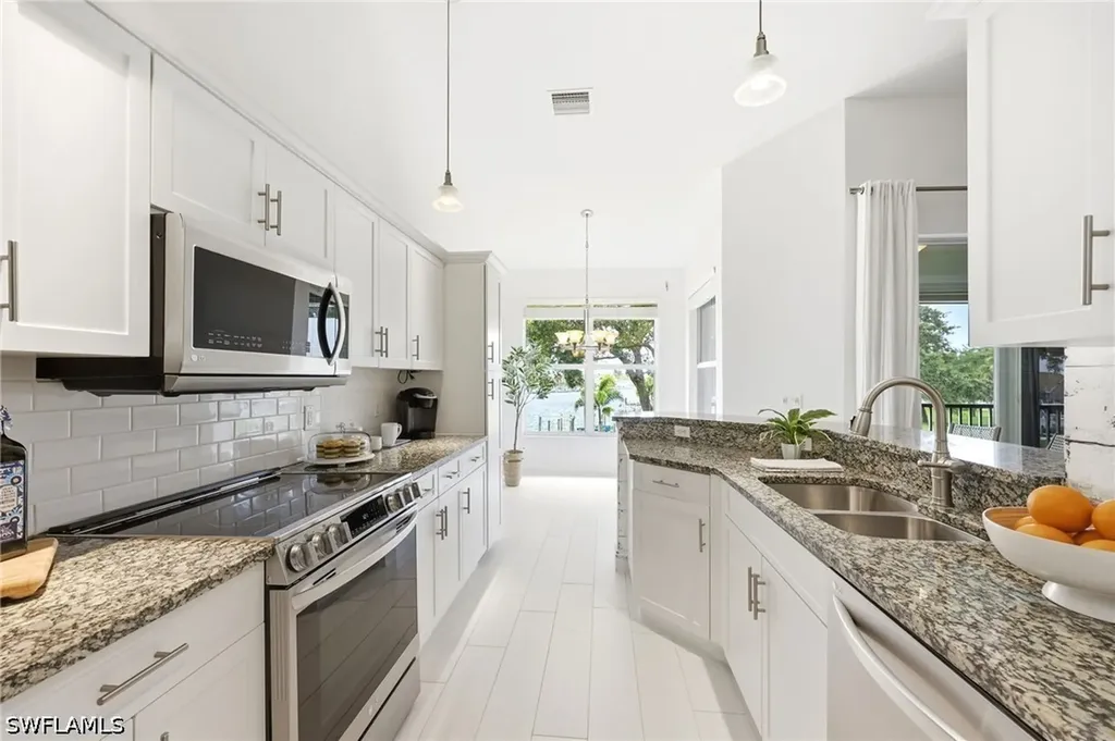 275 Cays Drive Naples FL 34114