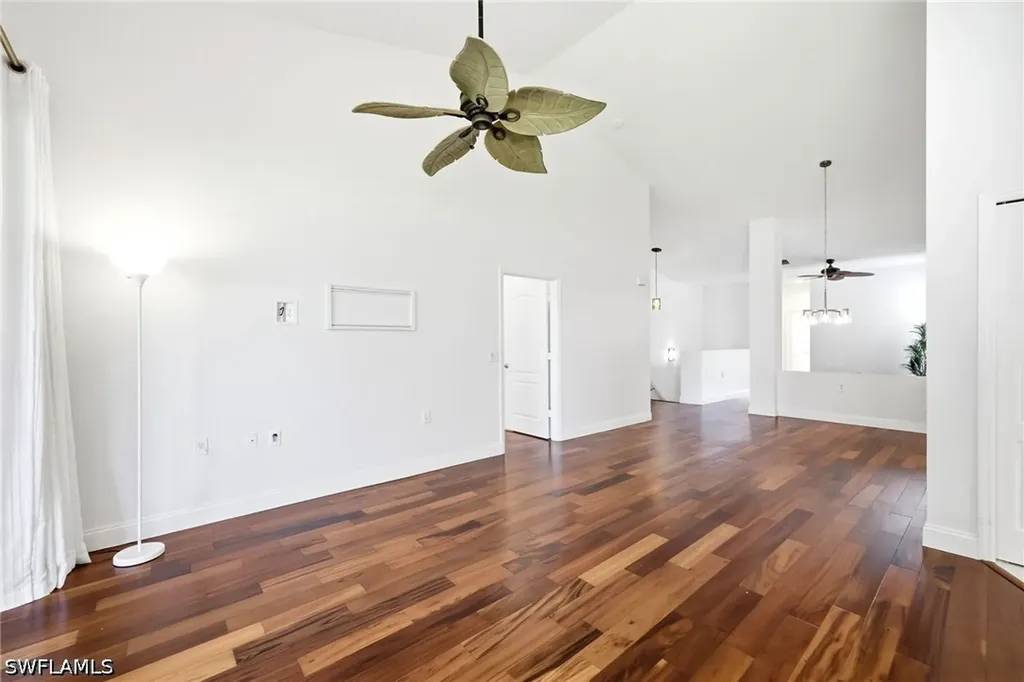 275 Cays Drive Naples FL 34114