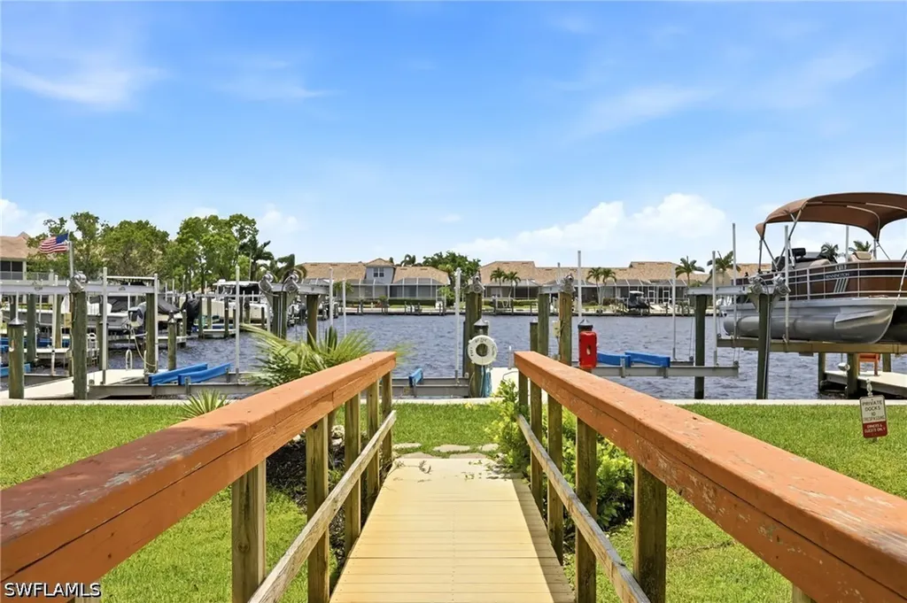 275 Cays Drive Naples FL 34114