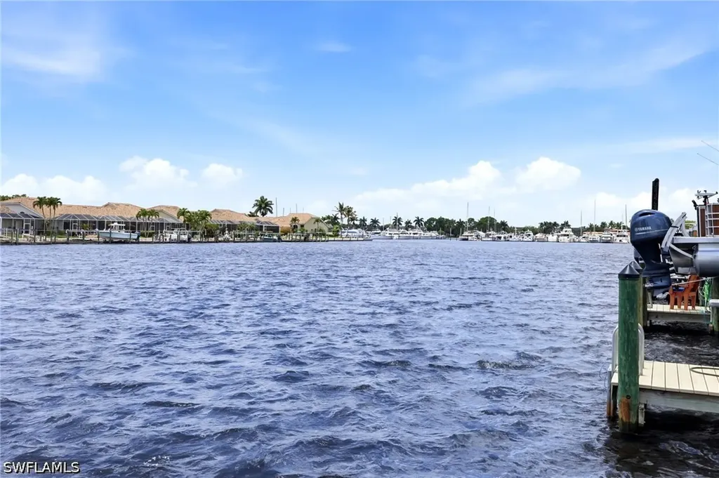 275 Cays Drive Naples FL 34114