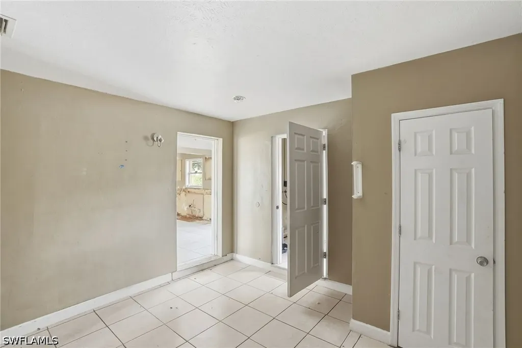 1507 Bert Drive Fort Myers FL 33916