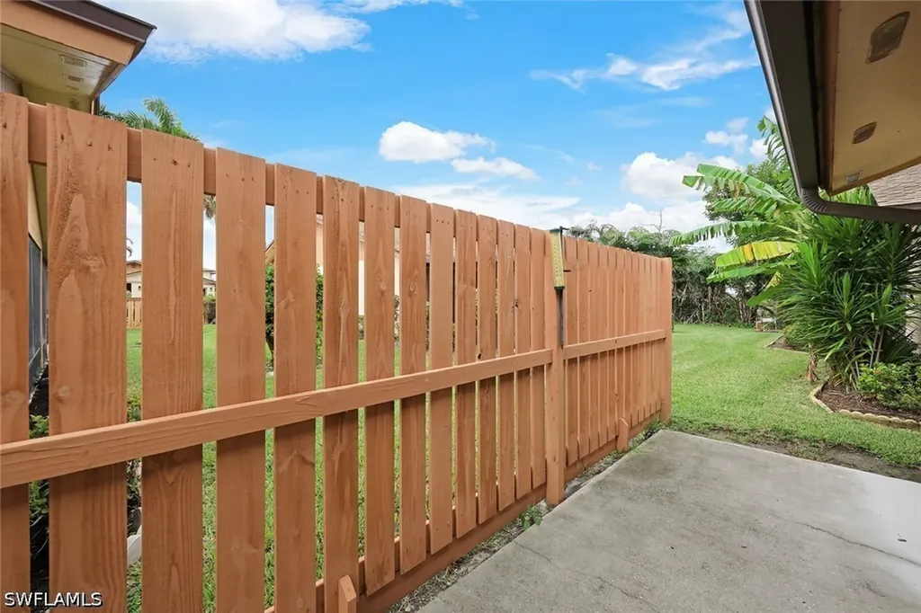 6474 Royal Woods Drive Fort Myers FL 33908