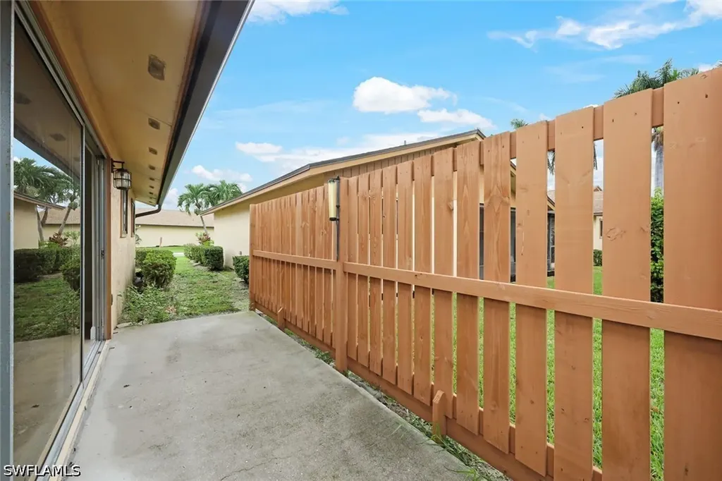 6474 Royal Woods Drive Fort Myers FL 33908